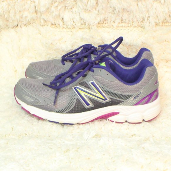 New Balance Shoes - EUC New Balance Running Shoes Sneakers 450v3 Size 9.5